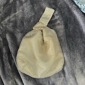 Gold wrist bag. Never used. Perfect 4 night out, wedding. Jessica McClintock.